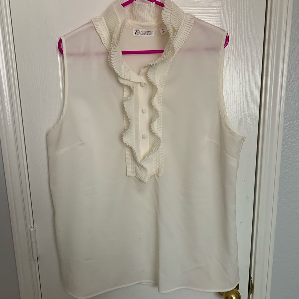 Ruffle neck top
